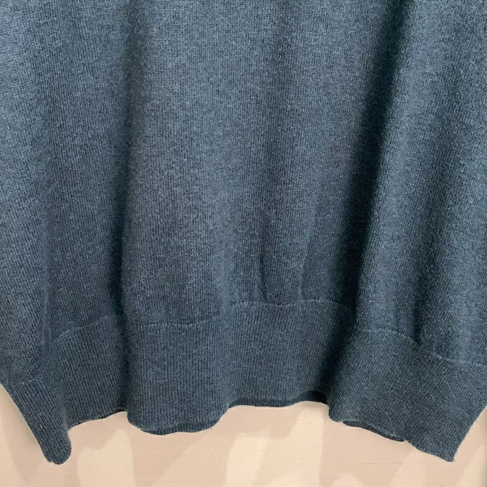 Banana republic, cotton, cashmere, V-neck, lightweight, men’s size medium